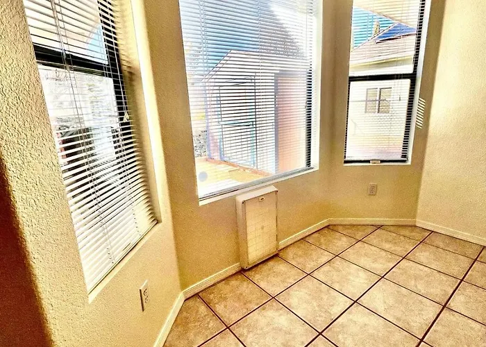 Spacious Wfenced Yard & Loc * Prescott